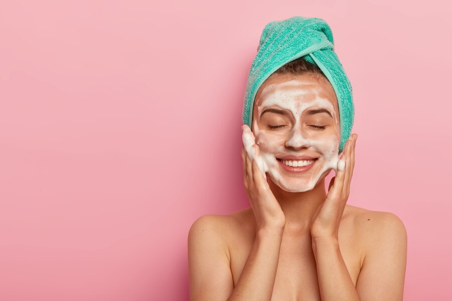 Consejos de cuidados post limpieza facial para lucir una piel radiante